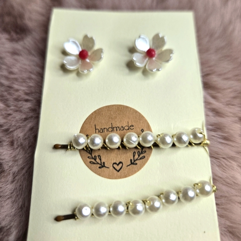 Studs and Barrett set